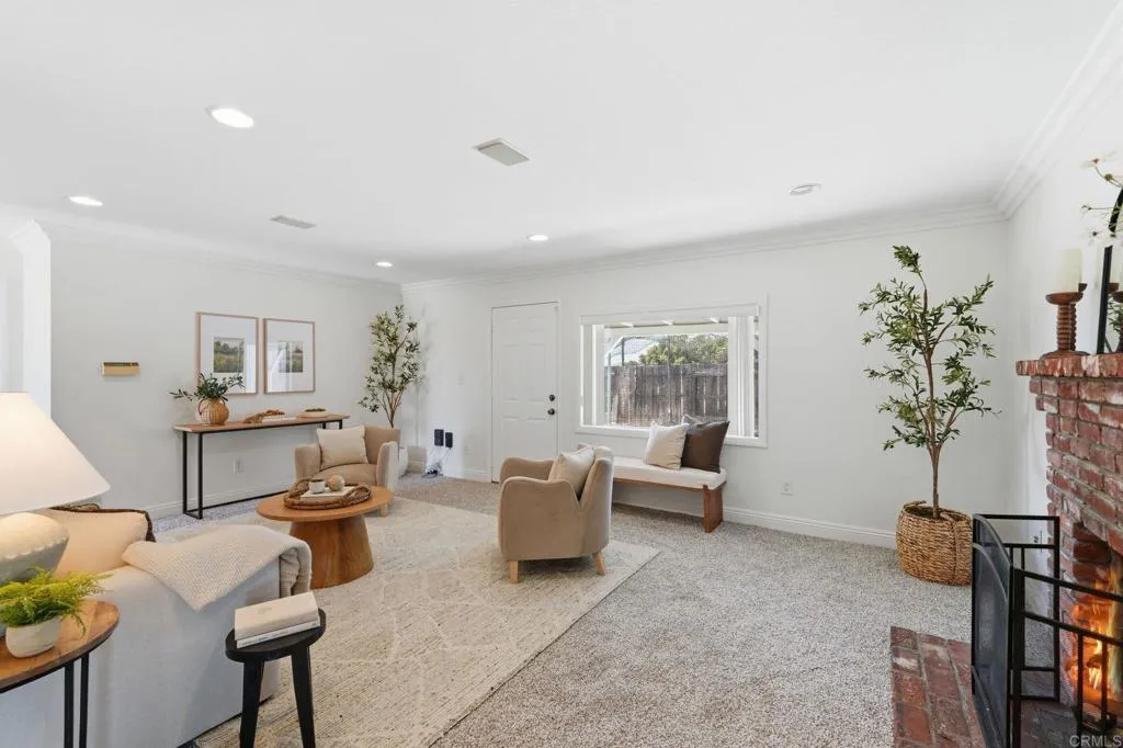 https://cdn.realtyfeed.com/cdn/127/306786179/2d4285e9f6aba8119e3b8051f7b90f8f.webp