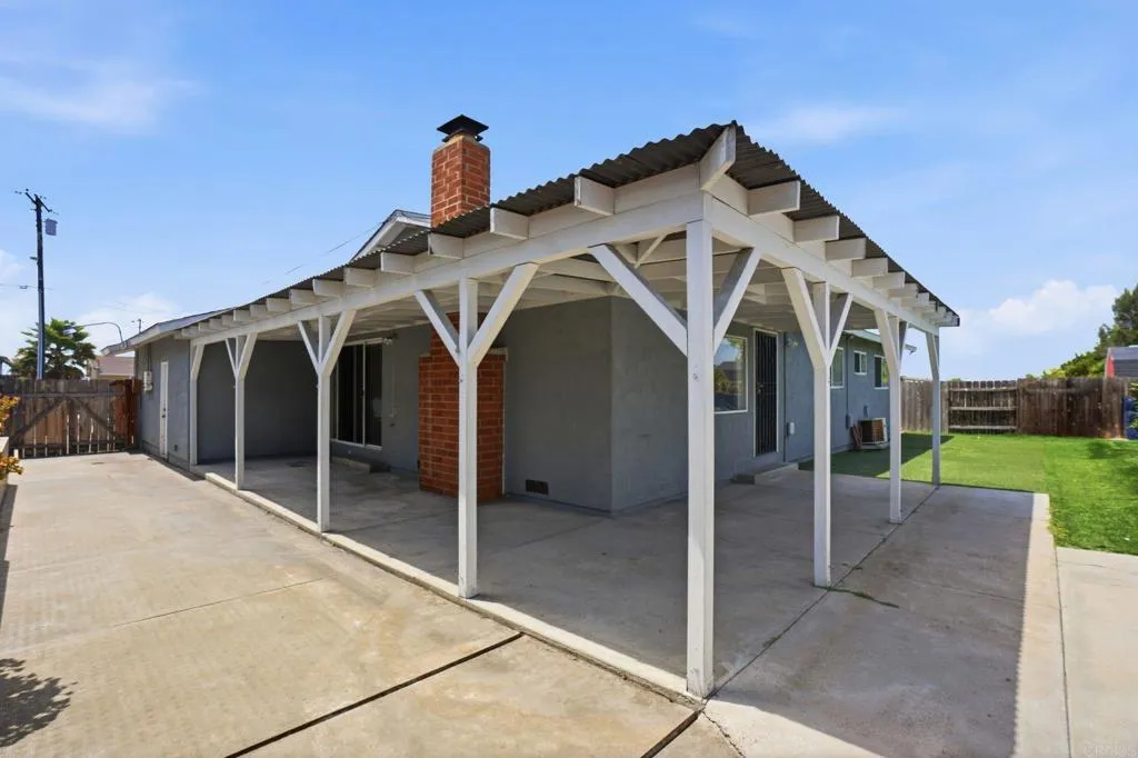 https://cdn.realtyfeed.com/cdn/127/306786179/bab2014a3aab9930ed25d042f9359f73.webp