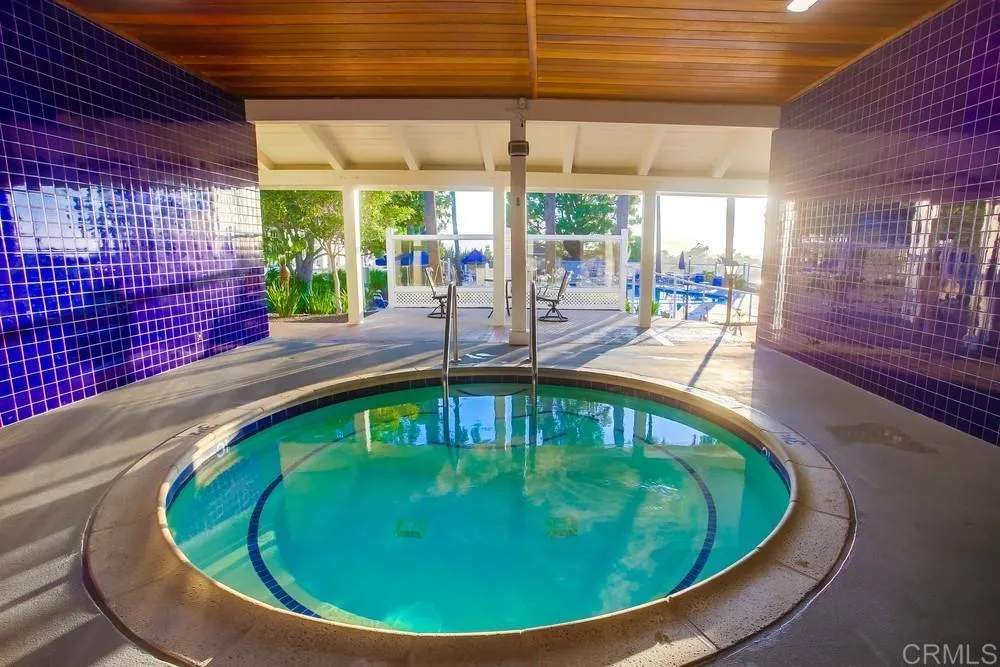 https://cdn.realtyfeed.com/cdn/127/306786189/4c3b9a6827d0fbee2533bd20d4ec585a.webp