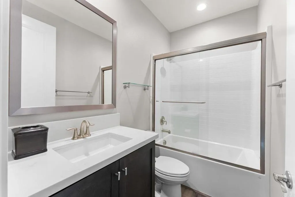 https://cdn.realtyfeed.com/cdn/127/306786205/34af18328c7a9d0d2290c93da9928a09.webp