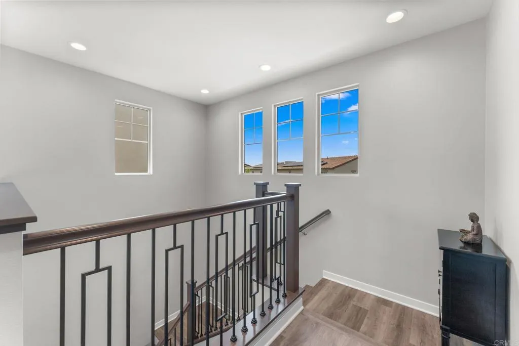 https://cdn.realtyfeed.com/cdn/127/306786205/56e282bca6cd7f06848dcee934fa113d.webp