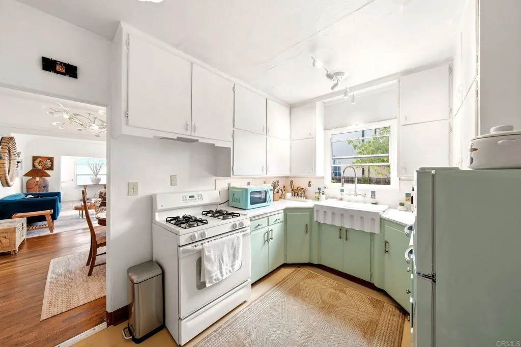 https://cdn.realtyfeed.com/cdn/127/306786210/0002345566ddb53c2827b3cffcd91711.webp