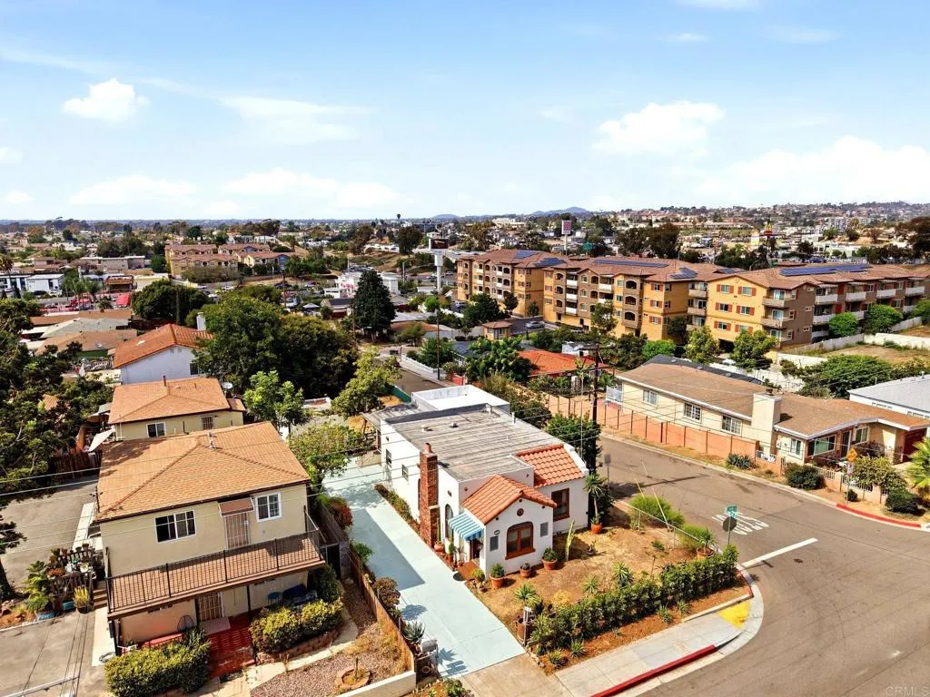 https://cdn.realtyfeed.com/cdn/127/306786210/54e7db127465dbc85b50412978b0a804.webp