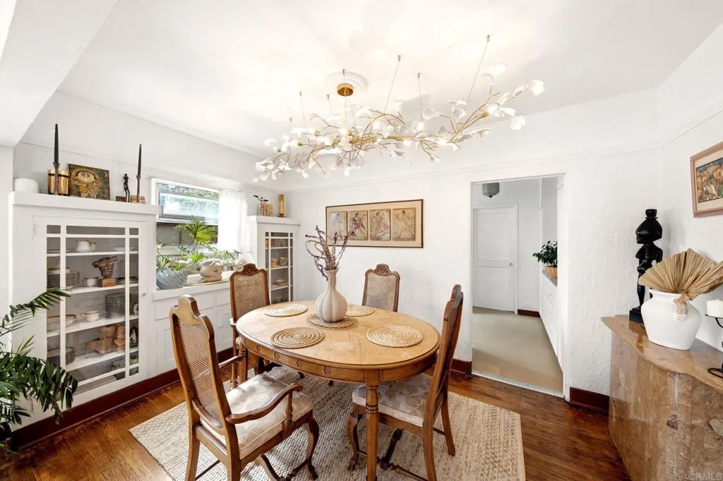 https://cdn.realtyfeed.com/cdn/127/306786210/99522af4ac458c6176e3d4196415b915.webp