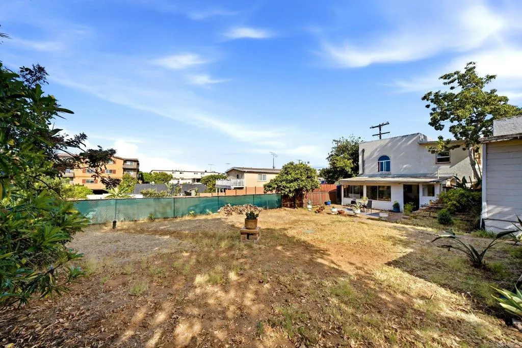 https://cdn.realtyfeed.com/cdn/127/306786210/c85b10a122602c89b19015582dae88f3.webp