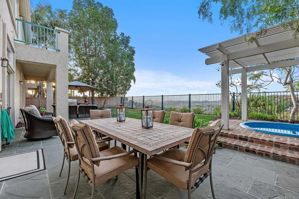 https://cdn.realtyfeed.com/cdn/127/306786212/0862b1e1f819414fbcd5dcb410cb4dbc.webp