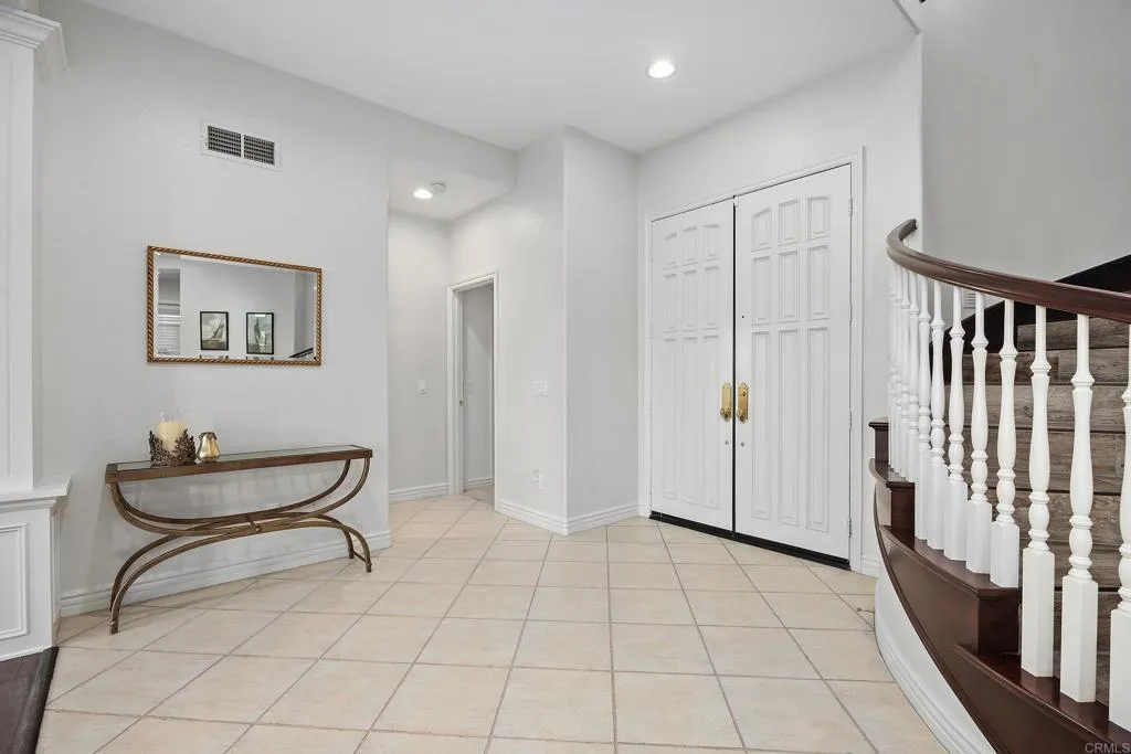 https://cdn.realtyfeed.com/cdn/127/306786212/4a9da2dd39cb1af18bbb0f1857c14cb1.webp