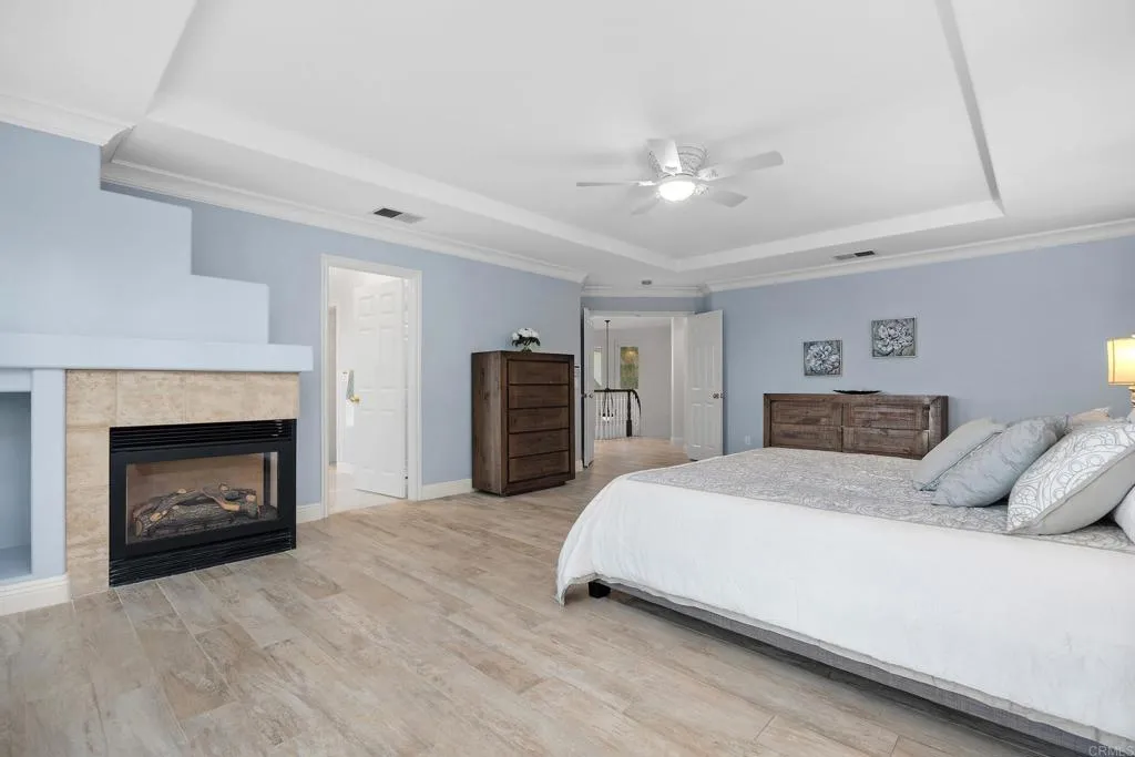 https://cdn.realtyfeed.com/cdn/127/306786212/989a4fac1ca70a39c6bd35e055b9badf.webp