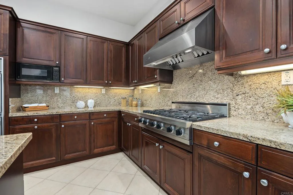 https://cdn.realtyfeed.com/cdn/127/306786212/b7c03105633fbe37e8bc27dc0580d4a3.webp