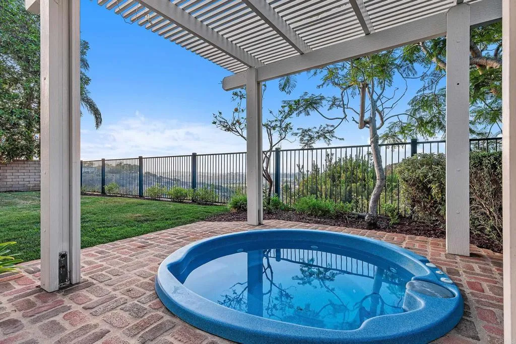 https://cdn.realtyfeed.com/cdn/127/306786212/b9af65945a521d2123dc2703a5907856.webp