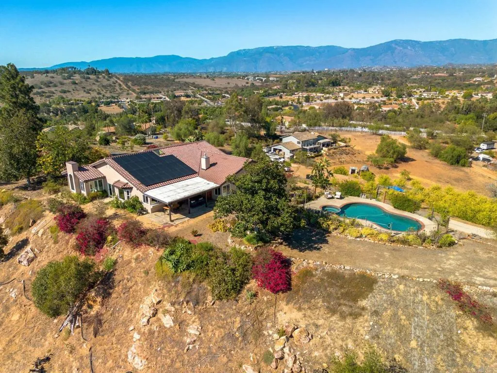 https://cdn.realtyfeed.com/cdn/127/306786214/4a56b5945ee2dd3789a435efff228274.webp