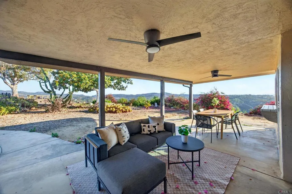 https://cdn.realtyfeed.com/cdn/127/306786214/5206f2e174113aaa1ad884b97ca10566.webp