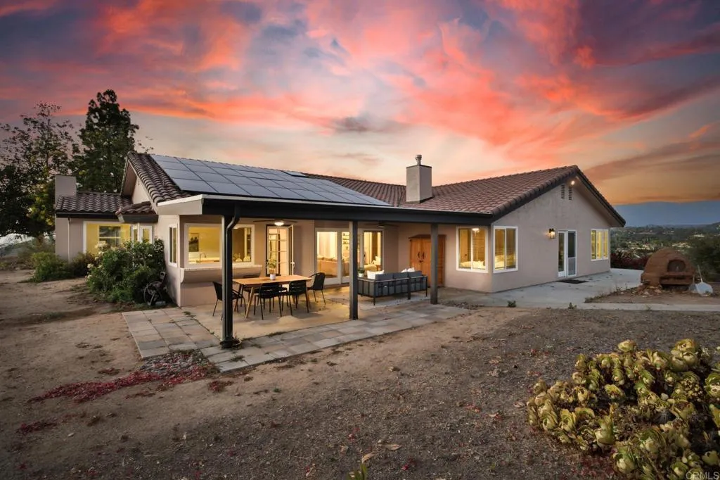 https://cdn.realtyfeed.com/cdn/127/306786214/603eec7fa2159c3500c75efdb4bbe341.webp