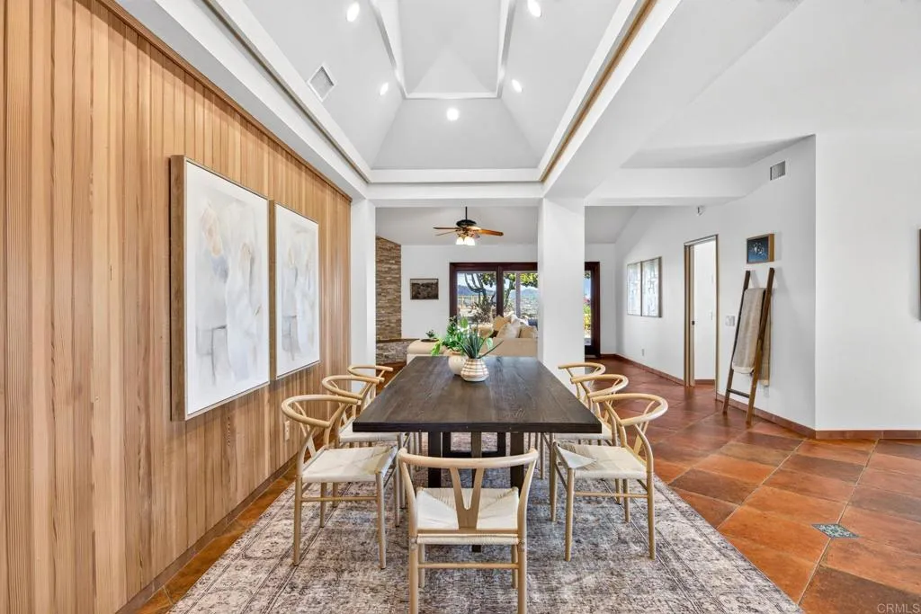 https://cdn.realtyfeed.com/cdn/127/306786214/65c7574437dd595d67d5978b112c62c0.webp