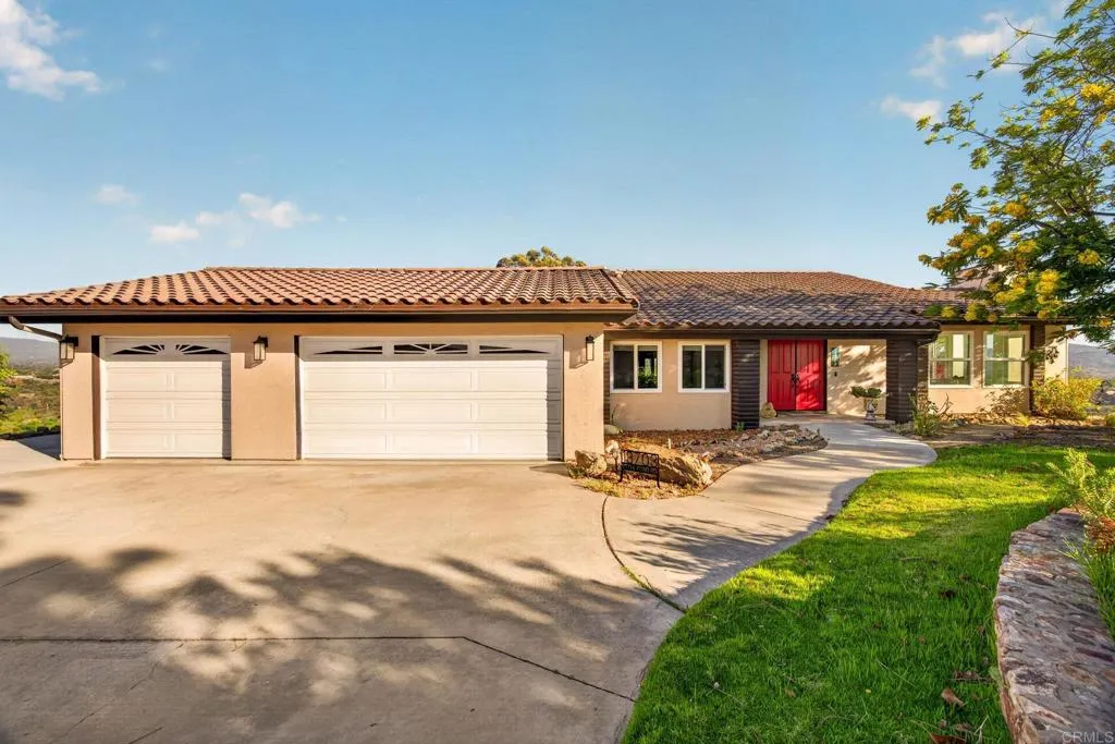 https://cdn.realtyfeed.com/cdn/127/306786214/7f77396426c5525f0ea472381ebed4a7.webp