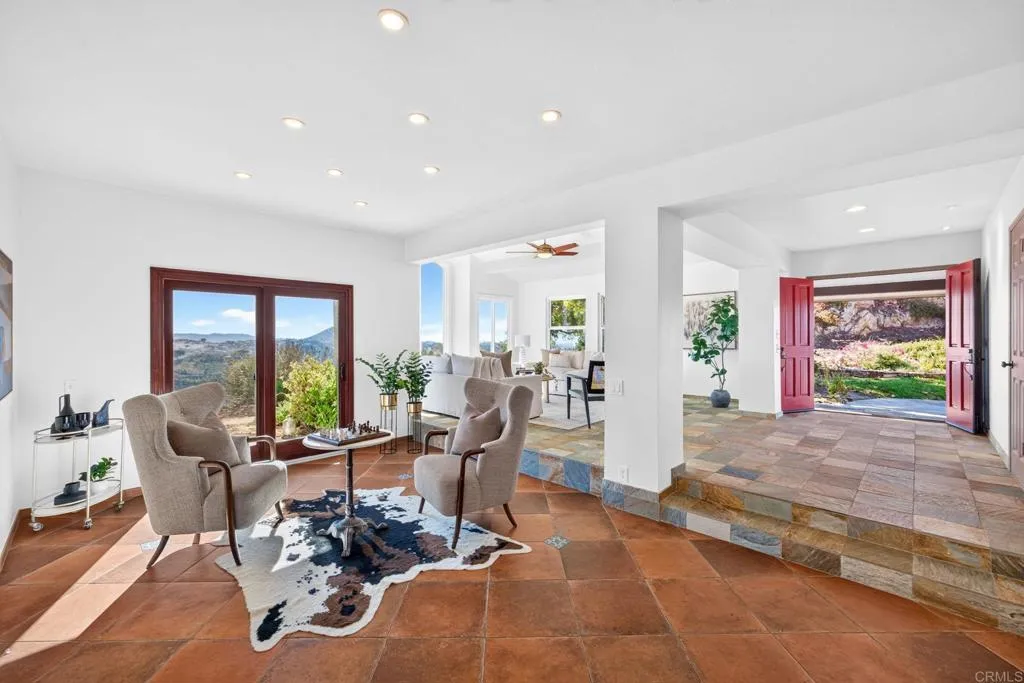 https://cdn.realtyfeed.com/cdn/127/306786214/fed38aa6dd47dd001cdbb0ae1c5fbee7.webp