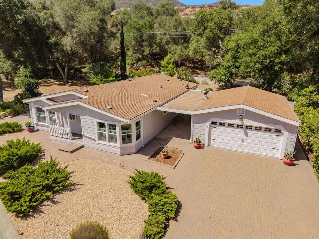 https://cdn.realtyfeed.com/cdn/127/306786268/1ccab502dae42b958a558973796c19a8.webp