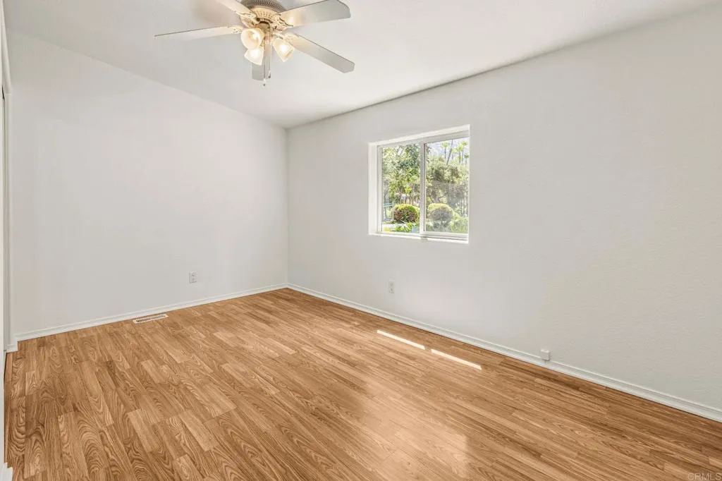 https://cdn.realtyfeed.com/cdn/127/306786268/26a8bfffc2b282237a8db784b6c0af0d.webp