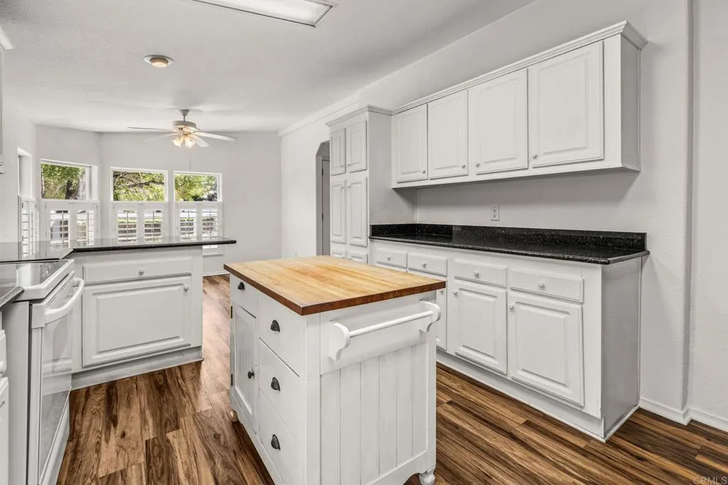 https://cdn.realtyfeed.com/cdn/127/306786268/86edebed9dd2b08f89153d0e1de9a10b.webp