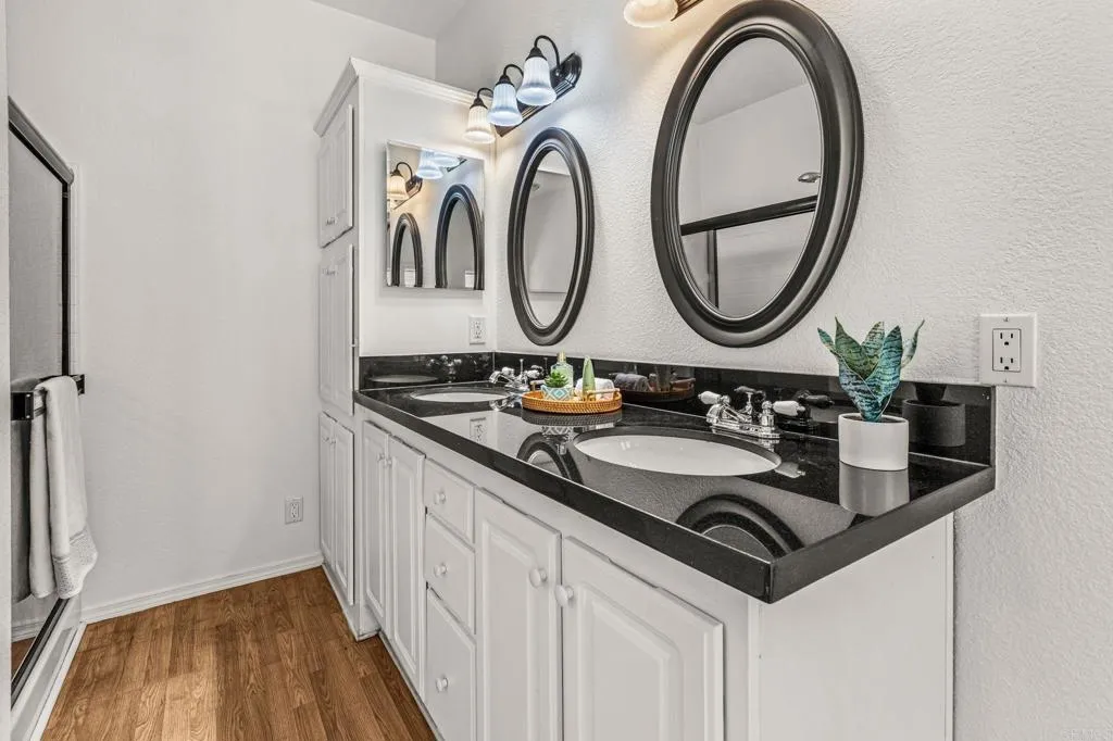 https://cdn.realtyfeed.com/cdn/127/306786268/8ccd8dd9349ca62a2c6e9f28f2cfafb9.webp