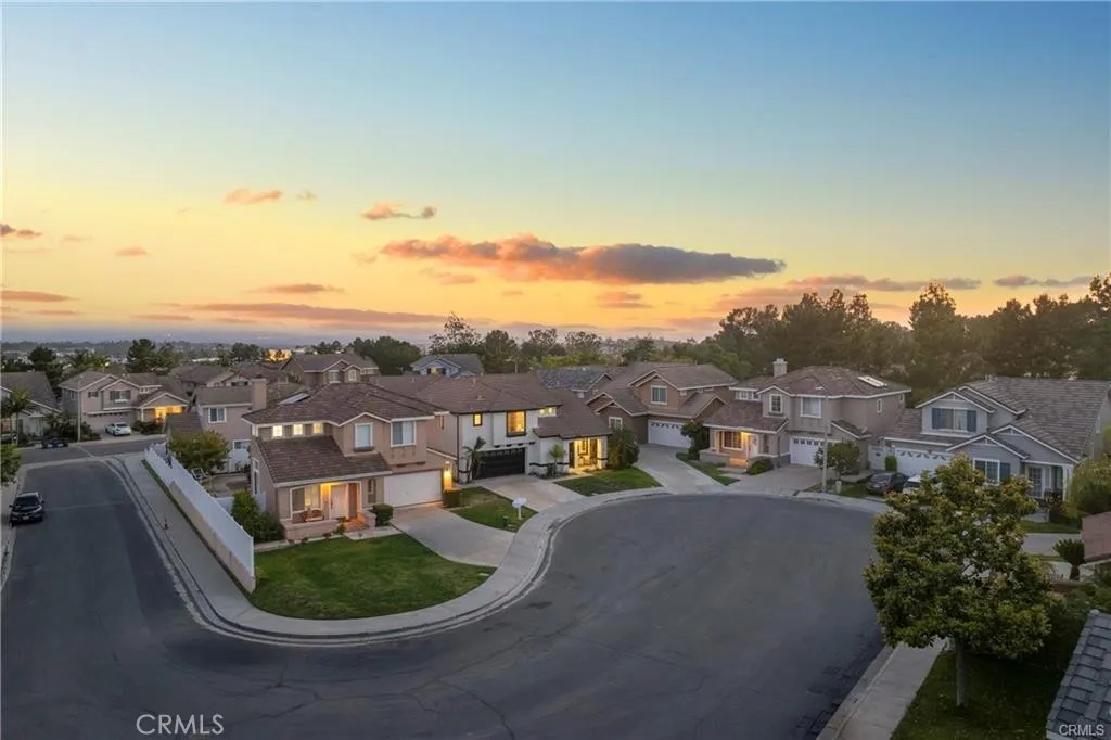 Lake Forest, CA 92610