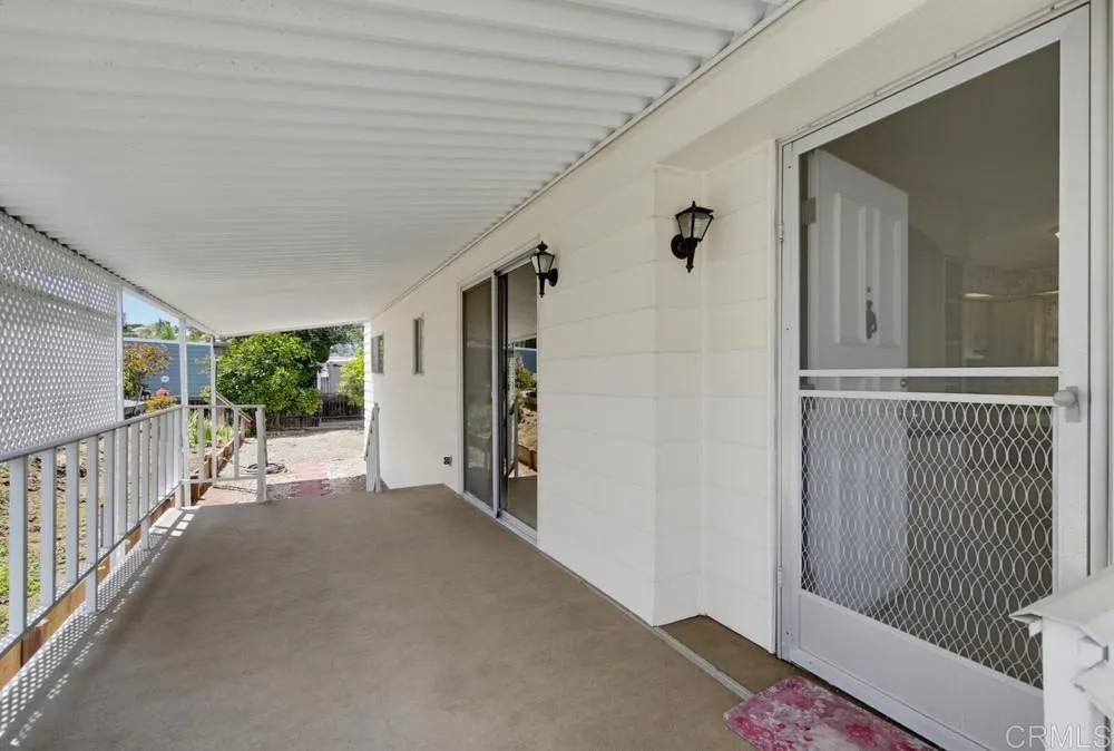 https://cdn.realtyfeed.com/cdn/127/306786367/6a80ca7ebcc2ed4046f66c080b06b2f3.webp
