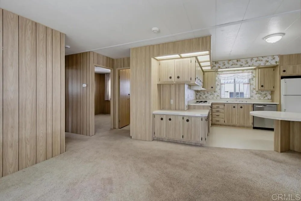 https://cdn.realtyfeed.com/cdn/127/306786367/d23c210beda900f1577b908c026baa3f.webp