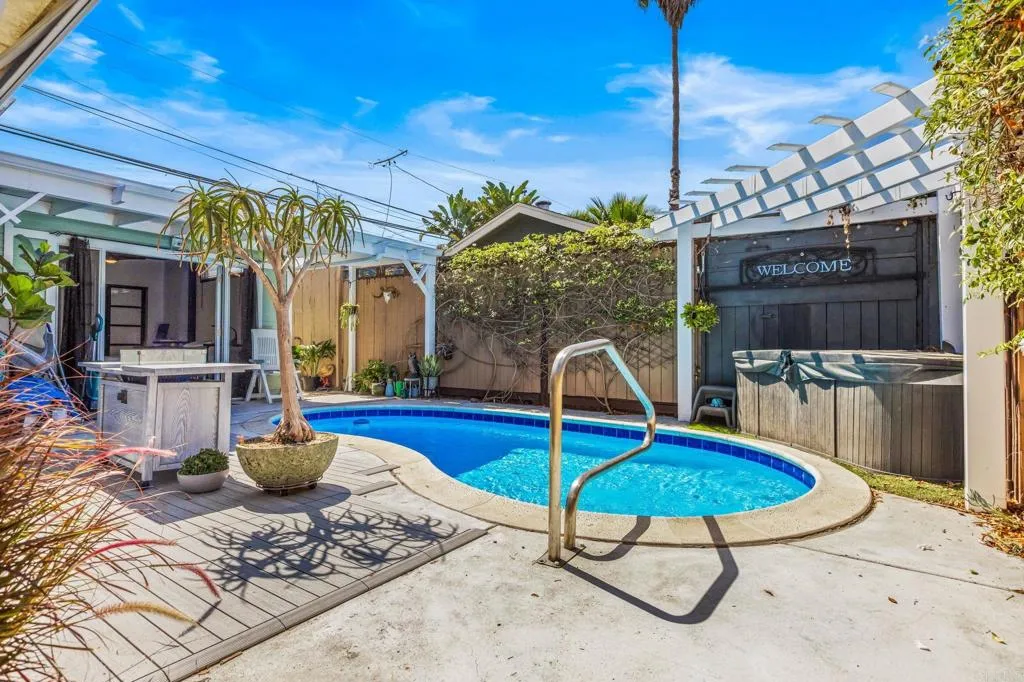 https://cdn.realtyfeed.com/cdn/127/306786370/1f03134a7c95153e5da615c4ac5395ec.webp