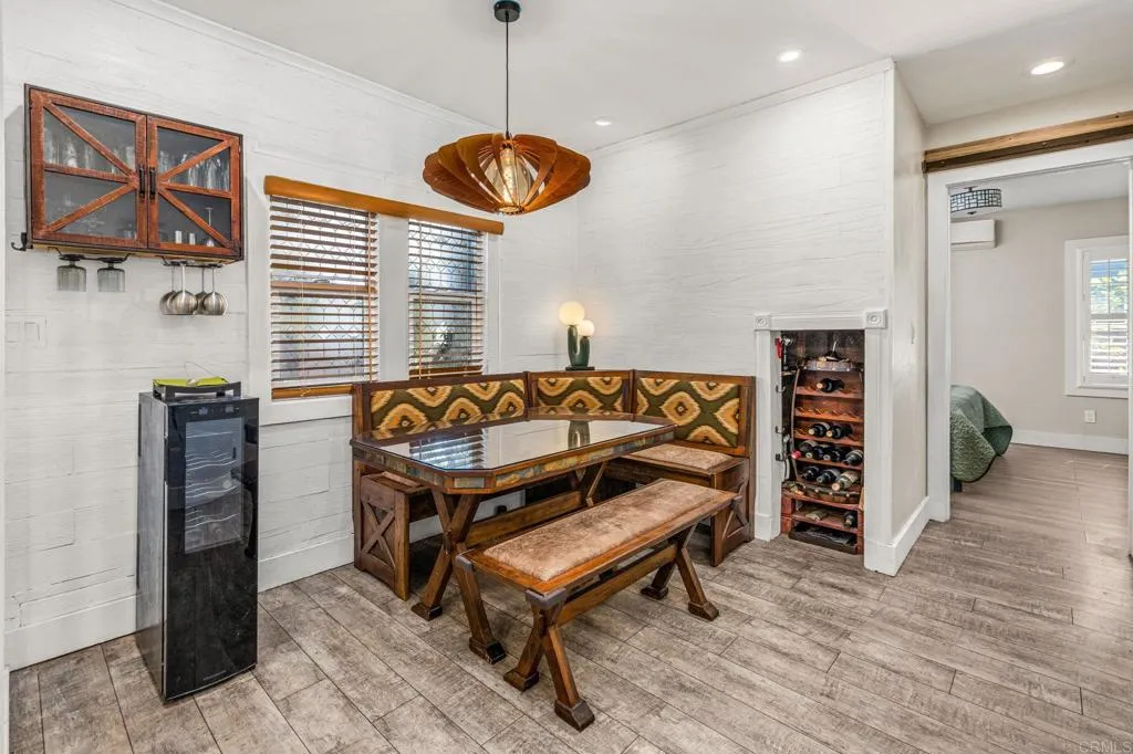 https://cdn.realtyfeed.com/cdn/127/306786370/6ad5054e6f434abd48270572228839c1.webp