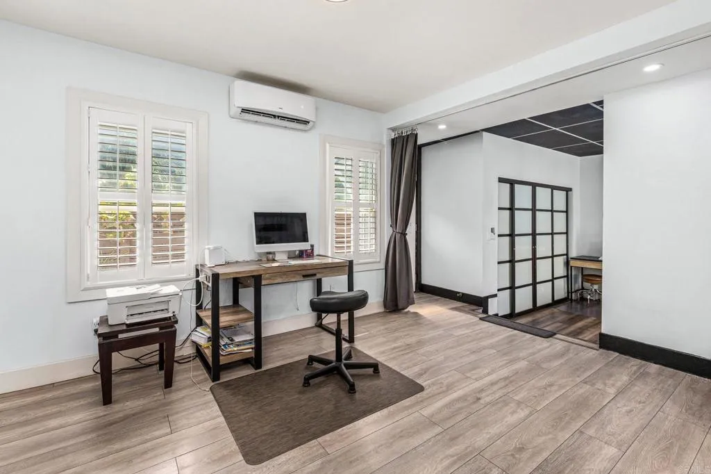 https://cdn.realtyfeed.com/cdn/127/306786370/b83b72ae829e7f9dbc7768975f669b6a.webp