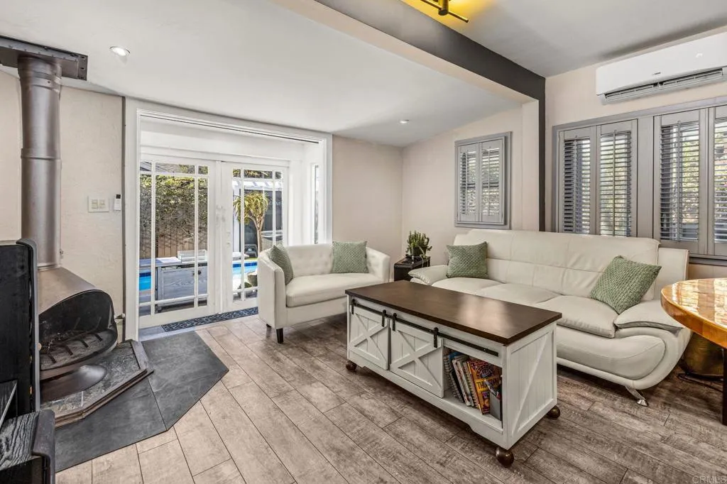 https://cdn.realtyfeed.com/cdn/127/306786370/f46a0df35ba8de9e79c324bc7b1d4d17.webp