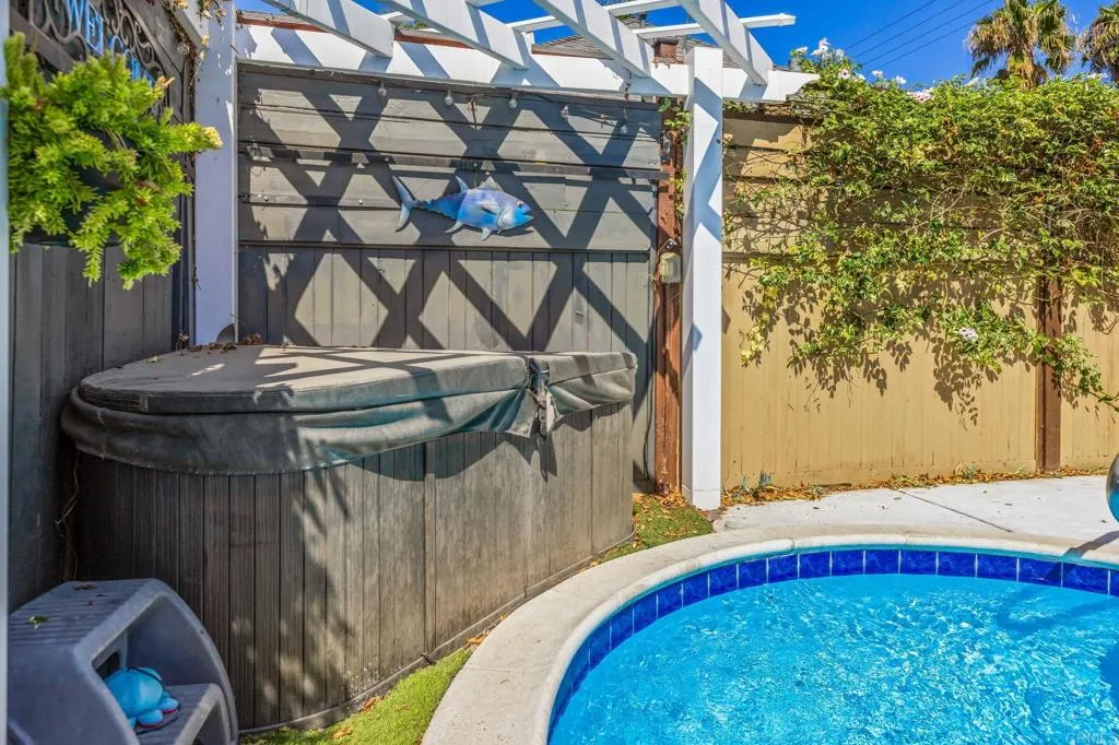 https://cdn.realtyfeed.com/cdn/127/306786370/f5d7ae37c12c53f5e0dcb8845c2c6294.webp