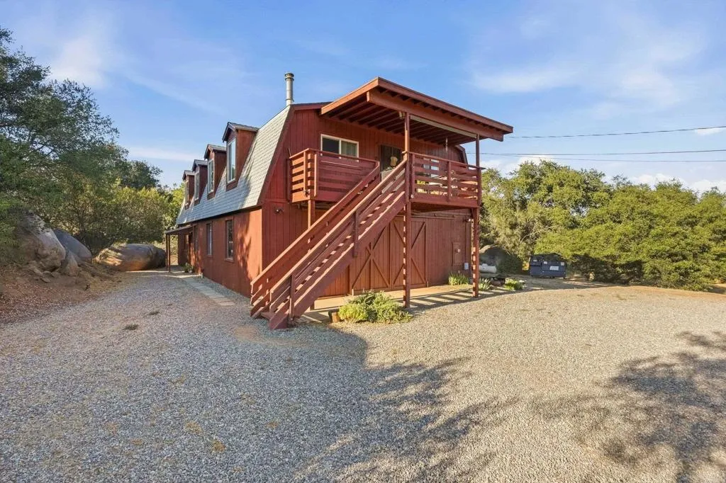 https://cdn.realtyfeed.com/cdn/127/306786373/20b54141779c0dbb47feb01c5c768851.webp