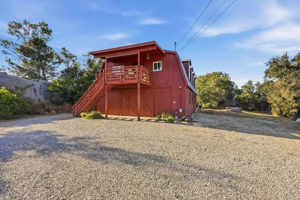 https://cdn.realtyfeed.com/cdn/127/306786373/226f9a9a1c41cb4f929eecd3dfa62c3a.webp