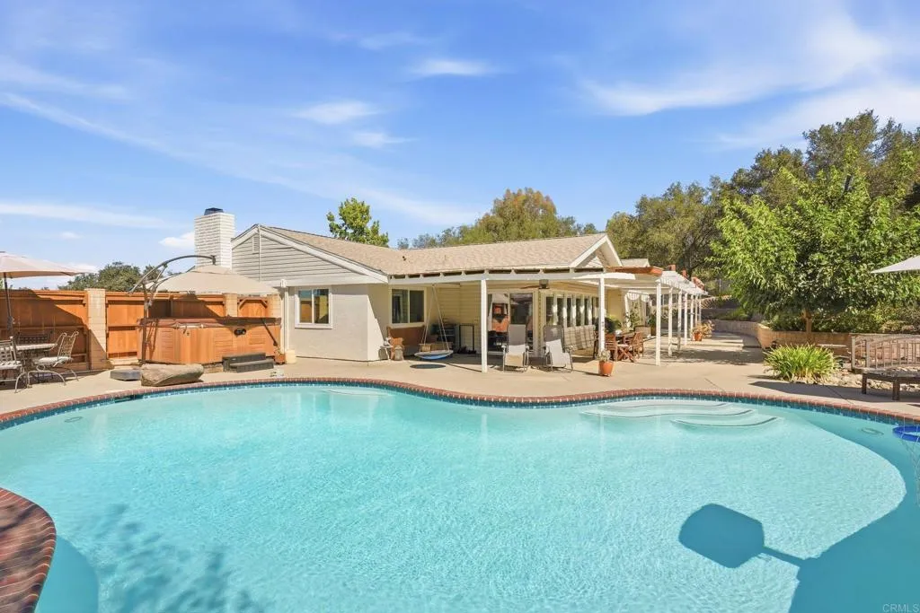 https://cdn.realtyfeed.com/cdn/127/306786373/6e3e31413d9803bdd0dda3a4b3d1549d.webp