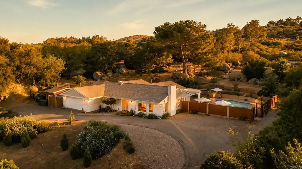 16960 Whirlwind Lane, Ramona, CA 92065 - Main photo, Ramona, CA