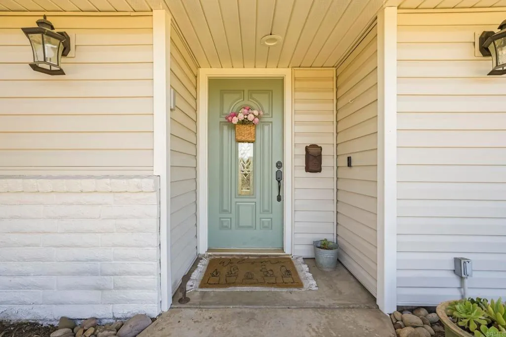 https://cdn.realtyfeed.com/cdn/127/306786373/d86d49ec53ddf5597fd3633bd8cda8c2.webp