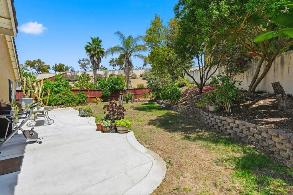https://cdn.realtyfeed.com/cdn/127/306786375/a91b0efd8f137677acc13ae343a2af4b.webp