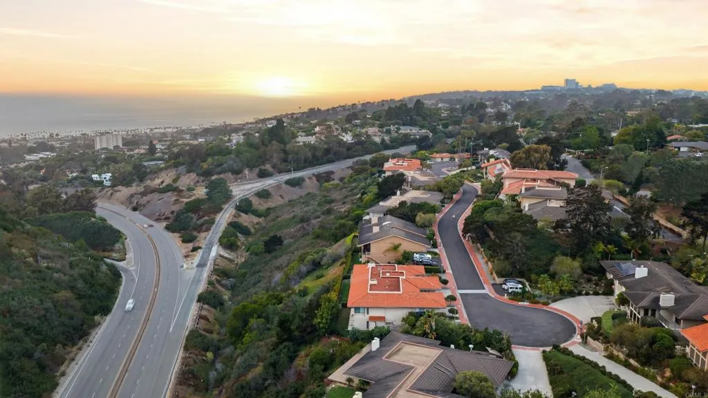 7643 Caminito Coromandel, La Jolla, CA 92037 - Photo 2 of 36, La Jolla, CA