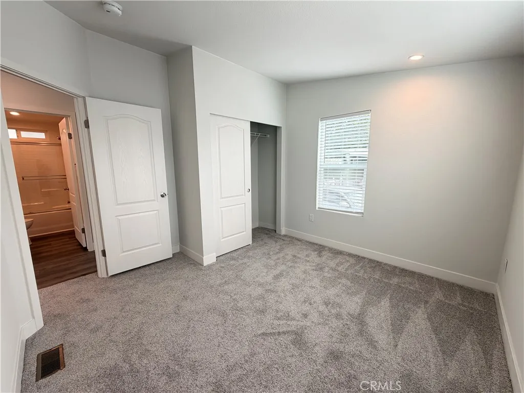 https://cdn.realtyfeed.com/cdn/127/306786399/382cca84914572fef122a9286ce85772.webp
