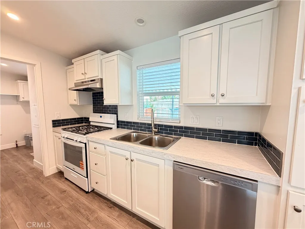 https://cdn.realtyfeed.com/cdn/127/306786399/68ede8b2f7fcb1cd378a2b119a1fcbce.webp