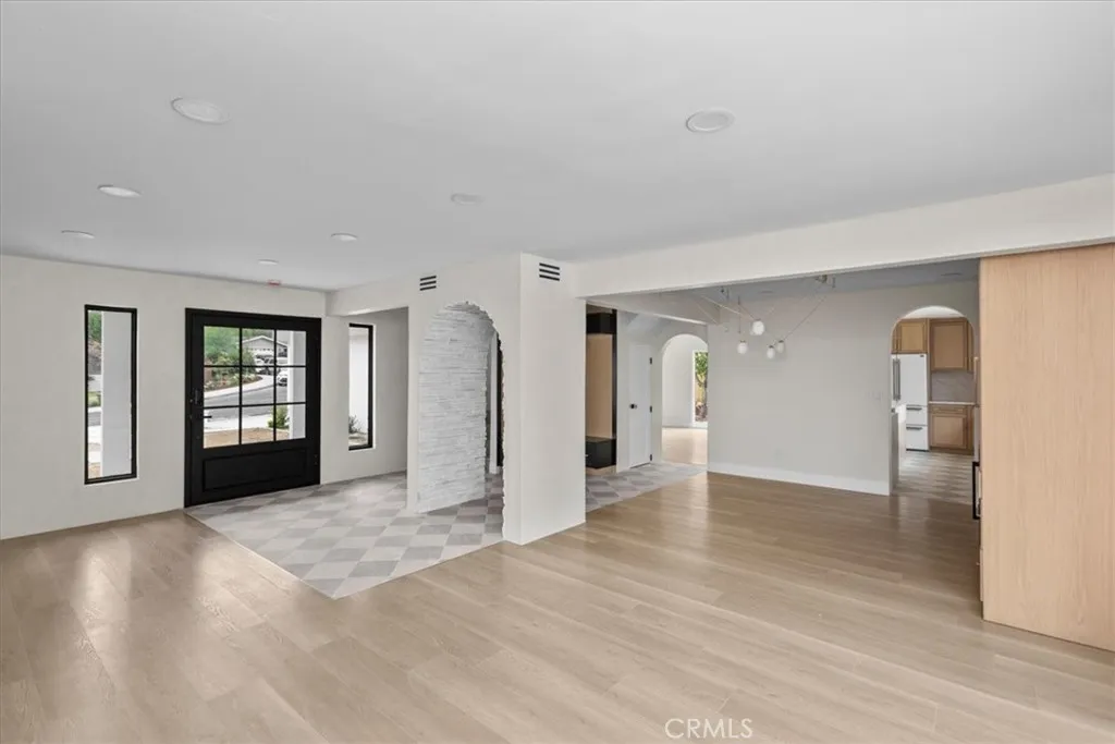 https://cdn.realtyfeed.com/cdn/127/306786443/078576c5718bdd429f517c973f84c08b.webp