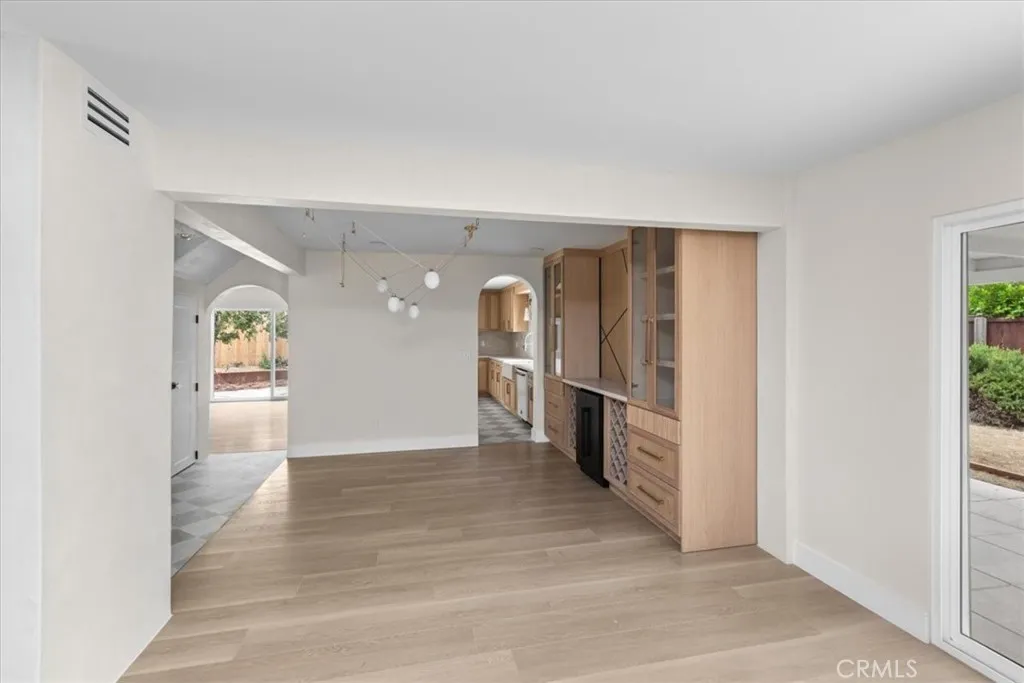 https://cdn.realtyfeed.com/cdn/127/306786443/b728b29b34481c528f83fb75e26e6235.webp