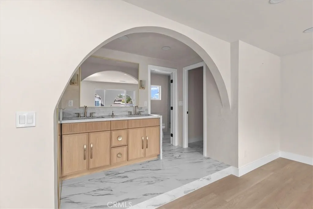https://cdn.realtyfeed.com/cdn/127/306786443/e7c26593fc71f3c749a9eb3f3b4b2670.webp