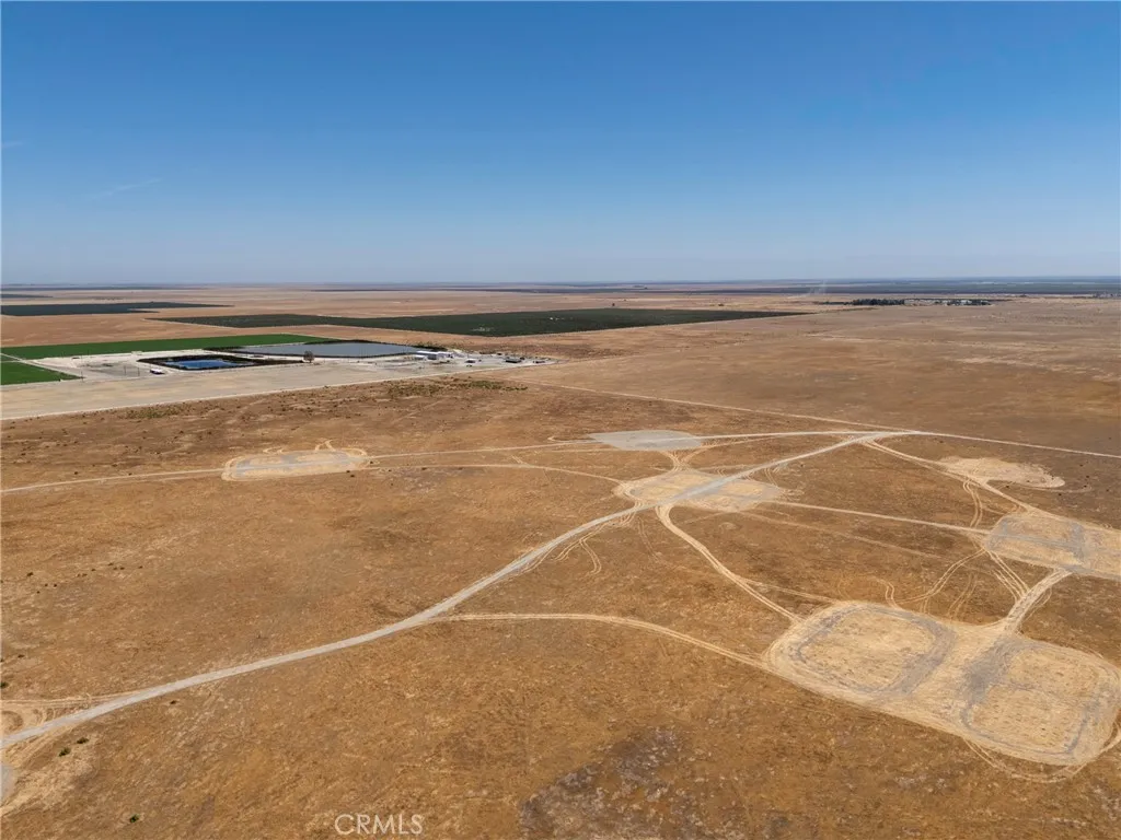 5 Gun Club Rd., Delano, CA 90083 - Photo 5 of 10, Delano, CA