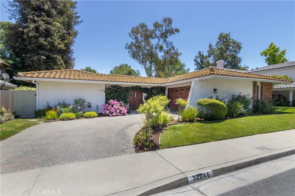 Westlake Village, CA 91361