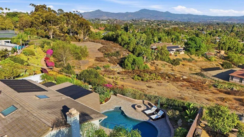 https://cdn.realtyfeed.com/cdn/127/306786478/1eaa3043bd6d3135a5e6732df5e72205.webp
