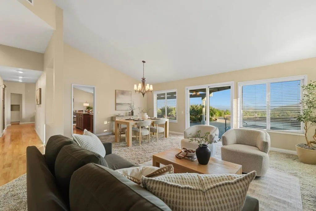 https://cdn.realtyfeed.com/cdn/127/306786478/28b328281697ecef7b0ca44375cc4081.webp