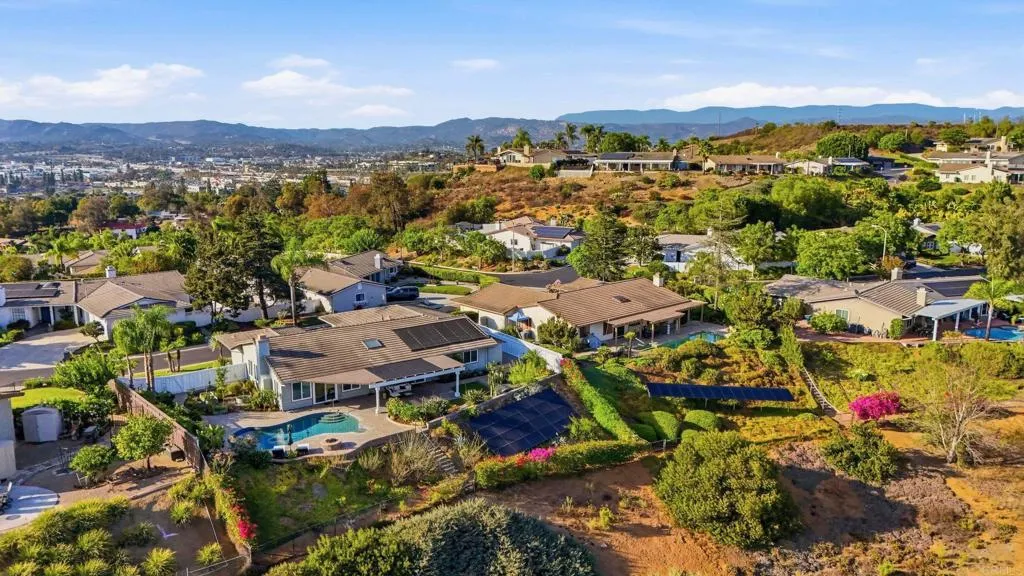 https://cdn.realtyfeed.com/cdn/127/306786478/293e929ba3e4d9ffafe6aba57e5d4601.webp