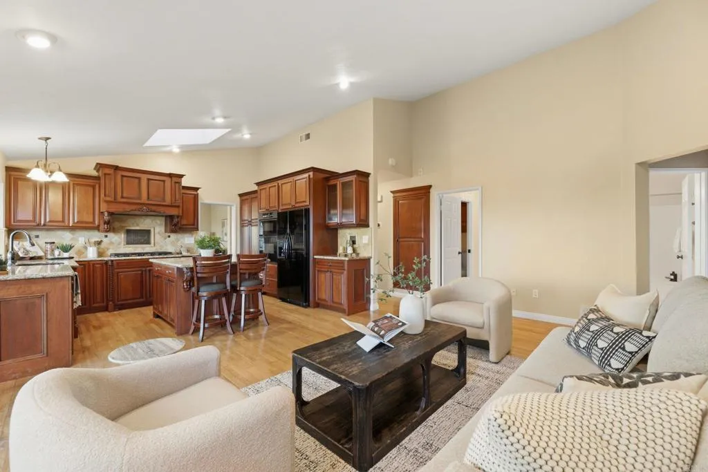 https://cdn.realtyfeed.com/cdn/127/306786478/7748058886236cf5ebe3d445ecce4125.webp